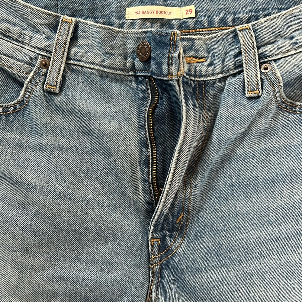 Levi Strauss ‘94 Baggy Bootcut jeans size 29 NWT